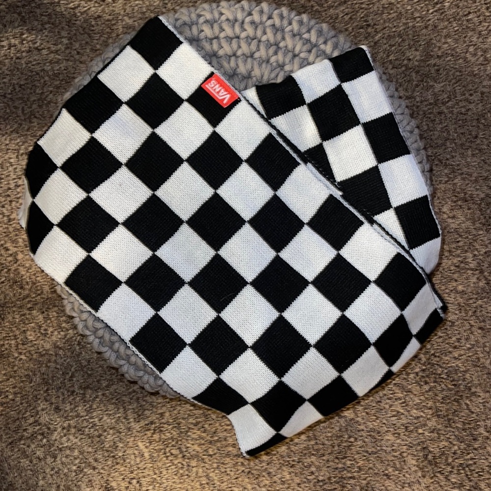 Vans scarf